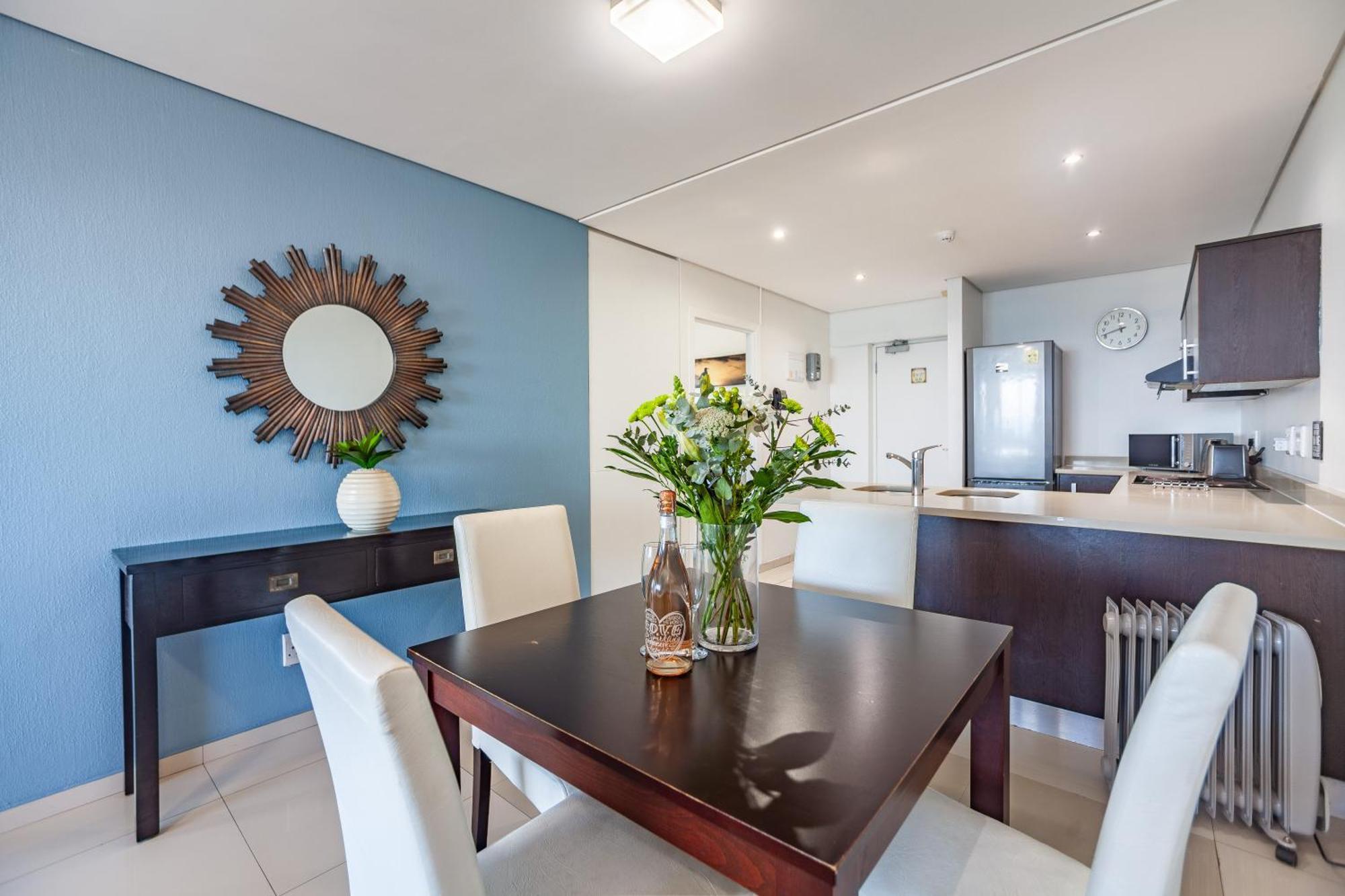 Modern Beachfront With Ocean Views - Infinity G9, Blouberg, Cape Town Bloubergstrand Exterior foto