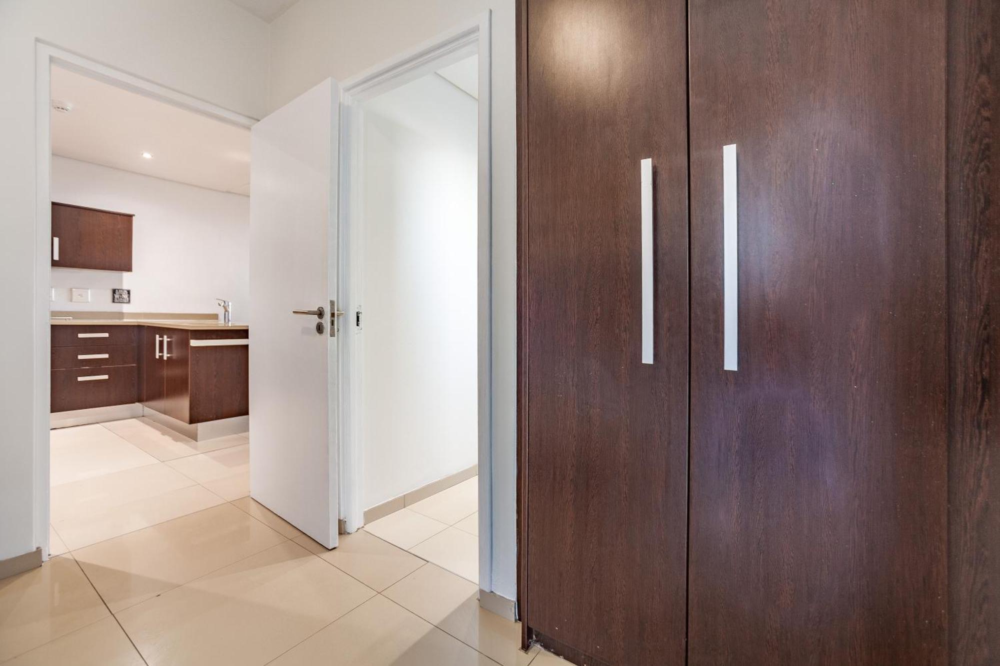 Modern Beachfront With Ocean Views - Infinity G9, Blouberg, Cape Town Bloubergstrand Exterior foto