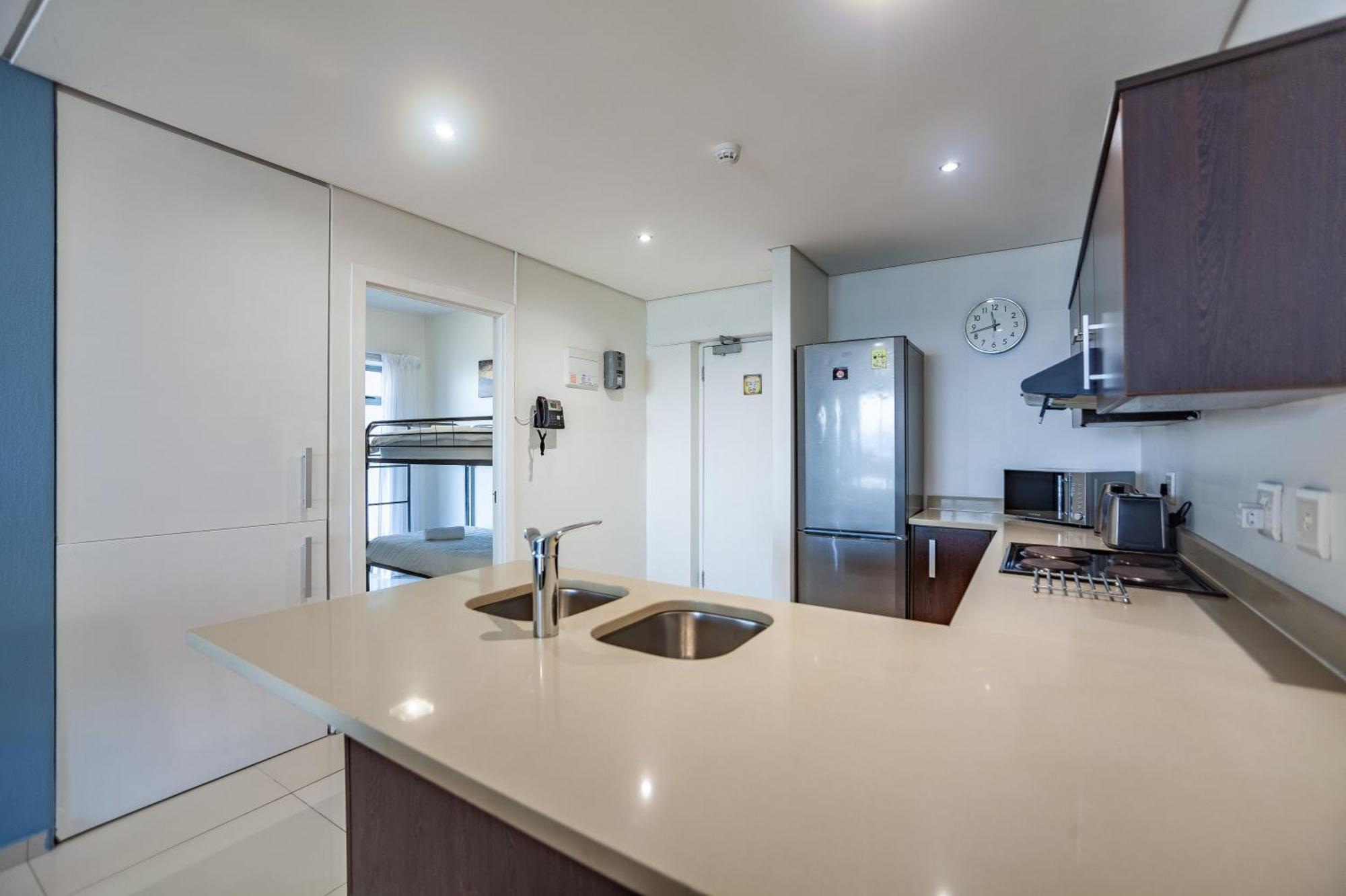 Modern Beachfront With Ocean Views - Infinity G9, Blouberg, Cape Town Bloubergstrand Exterior foto